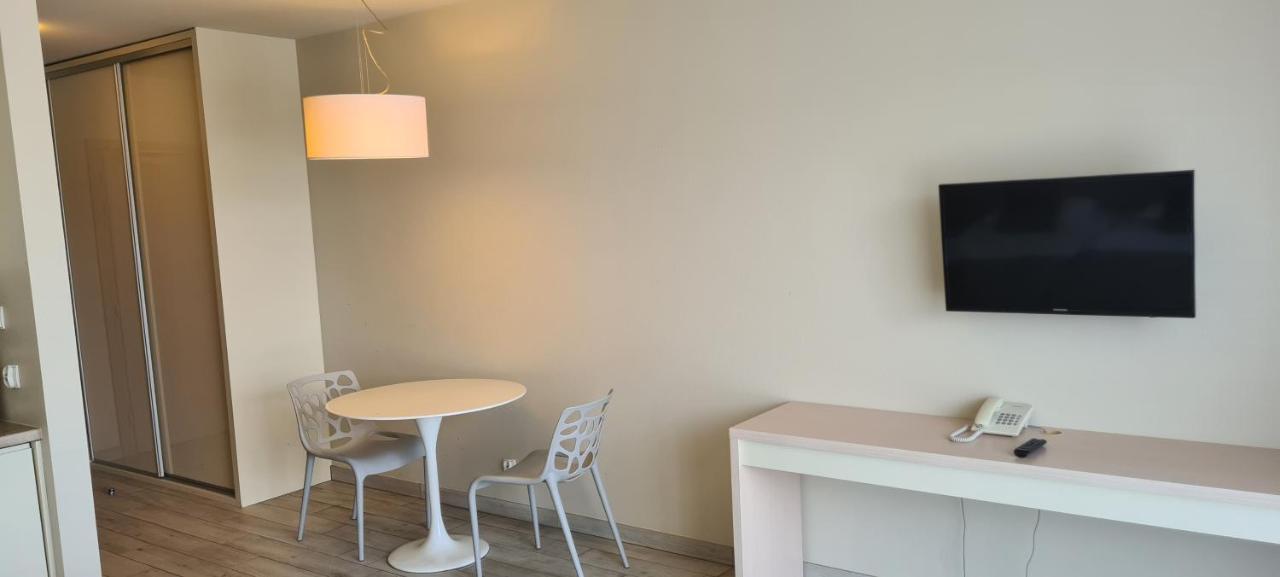 Apartamenty Czarna Gora Is28 Шенна Екстериор снимка